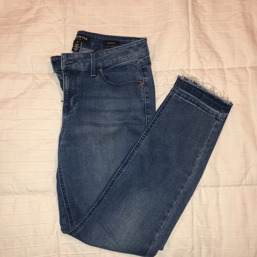 Super cute jeans!